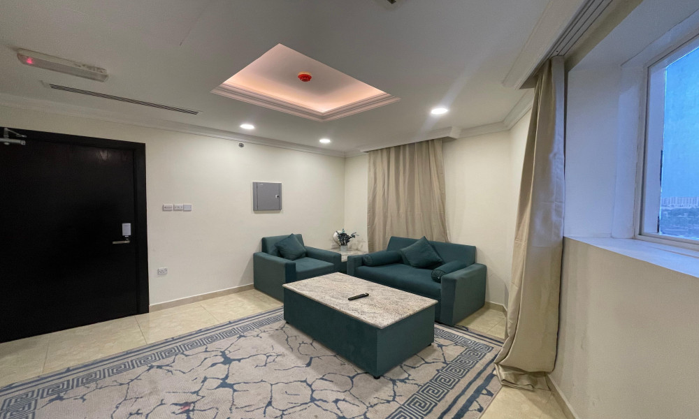 1 BHK Ready to Move Furnished Flat Old Salata - Image 9