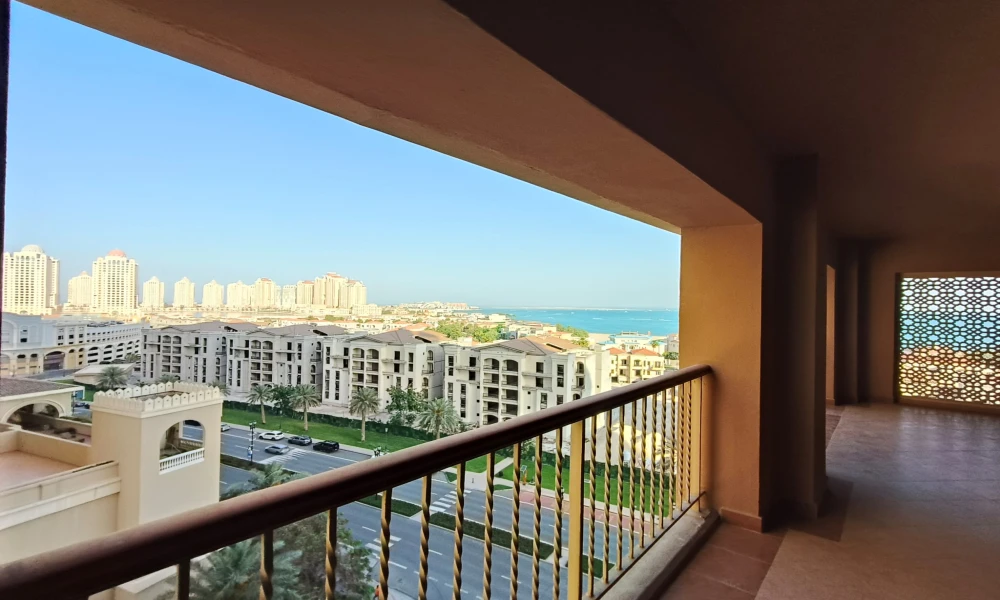 1BHK APT WITH SPACIOUS BALCONY AND AMENITIES