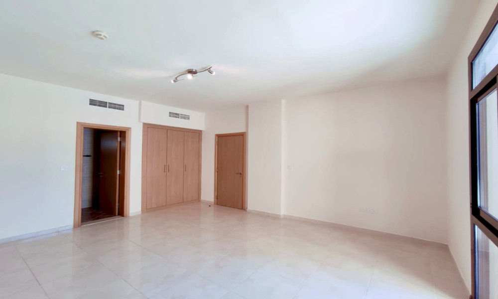 1BHK SEMI-FURNISHED APARTMENT FOR RENT | FOXHILLS small 2