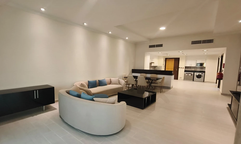 1BR APT W/ BIG LIVING ROOM | FOR SALE IN FOX HILLS. - Image 9