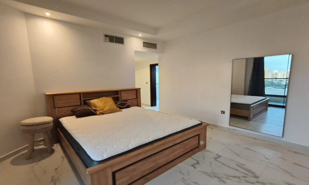 2BHK APT FOR SALE FACING LUSAIL PLAZA TOWERS small 1