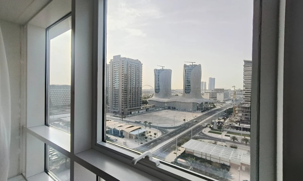 2BHK APT IN MARINA INCLUDING BILLS AND AMENITIES - Image 9