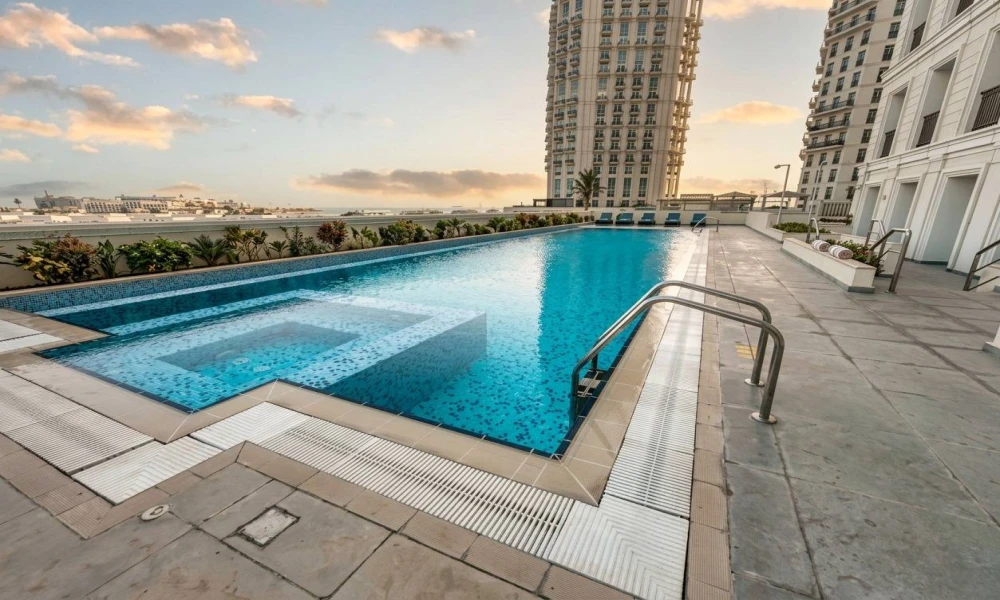 2BR FURNISHED+MAID ROOM | BILLS INCLUDED IN PEARL - Image 4