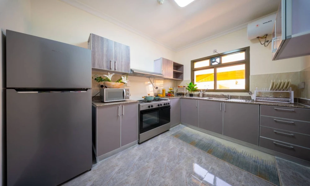 2BR FULLY FURNISHED | GREAT DEAL - Image 4