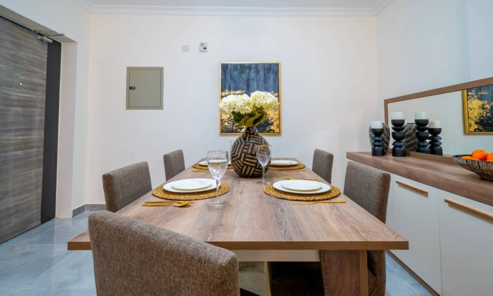 2BR FULLY FURNISHED | GREAT DEAL - Image 6