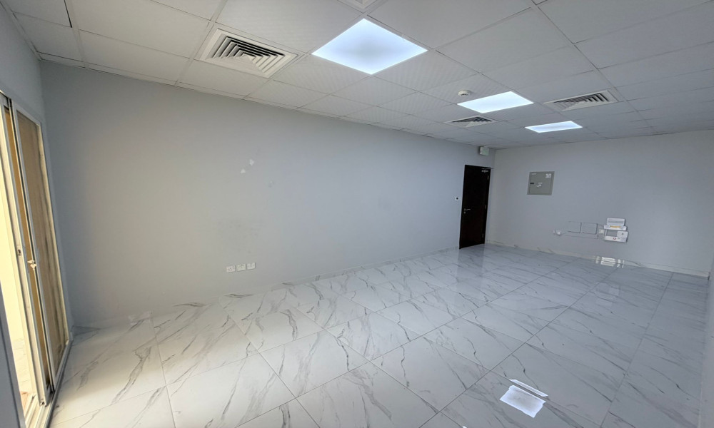 3 BHK Unfurnished Apartment for Rent Fox Hills - Image 9