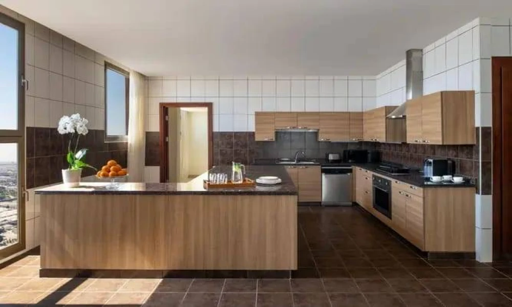 5BR PENTHOUSE PLUS MAID'S ROOM | INCLUDES INTERNET - Image 8