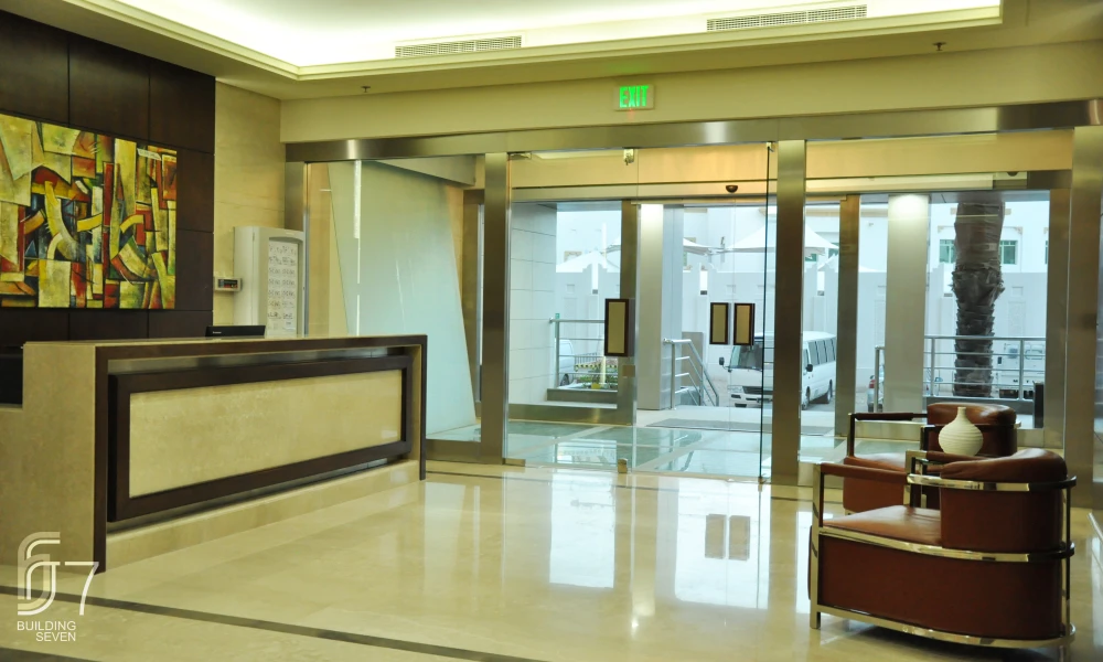 APT CLOSE TO METRO | BEST OFFER | WITH AMENITIES small 2