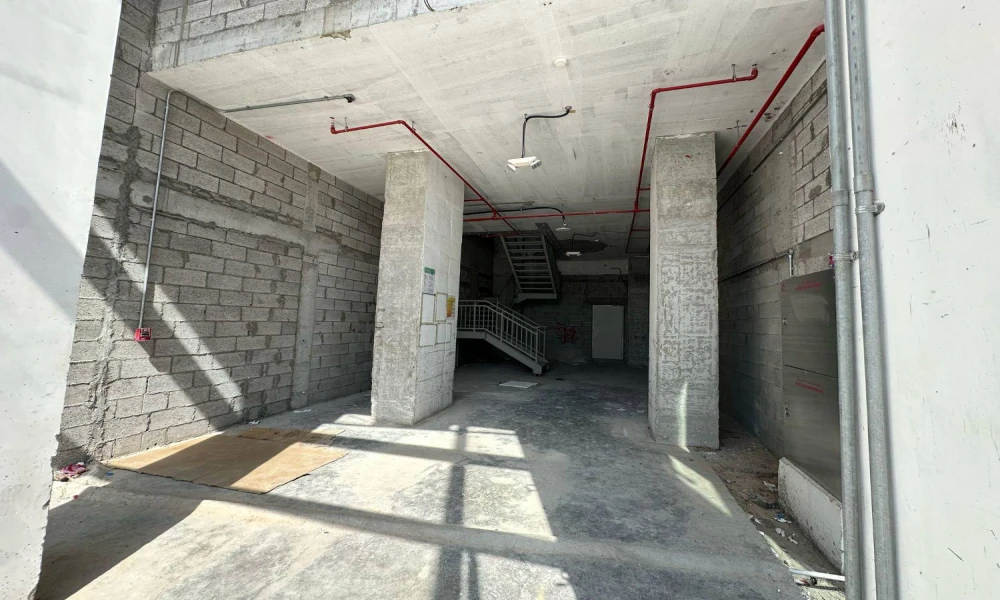 BARE SHELL SHOP FOR SALE IN LUSAIL | MARINA 33 small 3