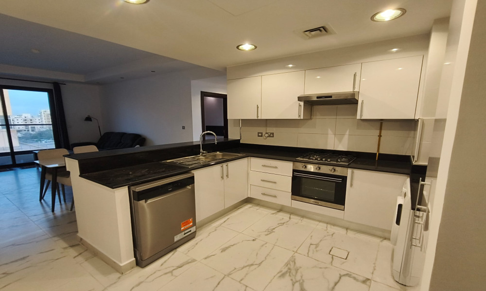 Beautiful Home 2 BHK Furnished in Fox Hills Balcony small 3