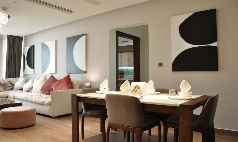 BEST RPICE | MARINA APARTMENT PLUS MAID'S ROOM - Image 10