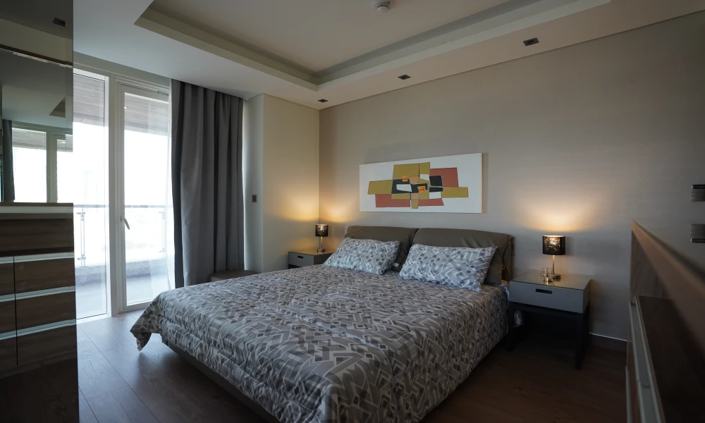 BEST RPICE | MARINA APARTMENT PLUS MAID'S ROOM - Image 6