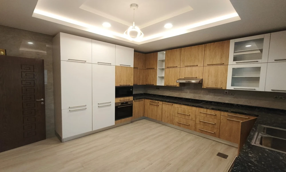 COMPOUND VILLA WITH BIG BACK YARD IN NUAIJA small 2