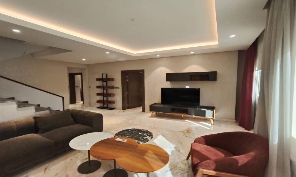 COMPOUND VILLA WITH BIG BACK YARD IN NUAIJA - Image 4