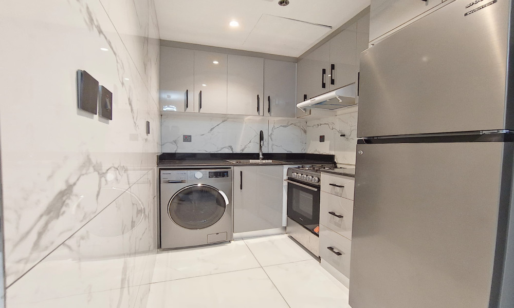 Elegant 1 BHK Fully-Furnished Apartment New Doha - Image 7