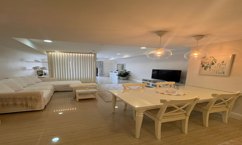 ELEGANT FF STUDIO IN PEARL | IDEAL FOR INVESTORS FOR SALE small 1