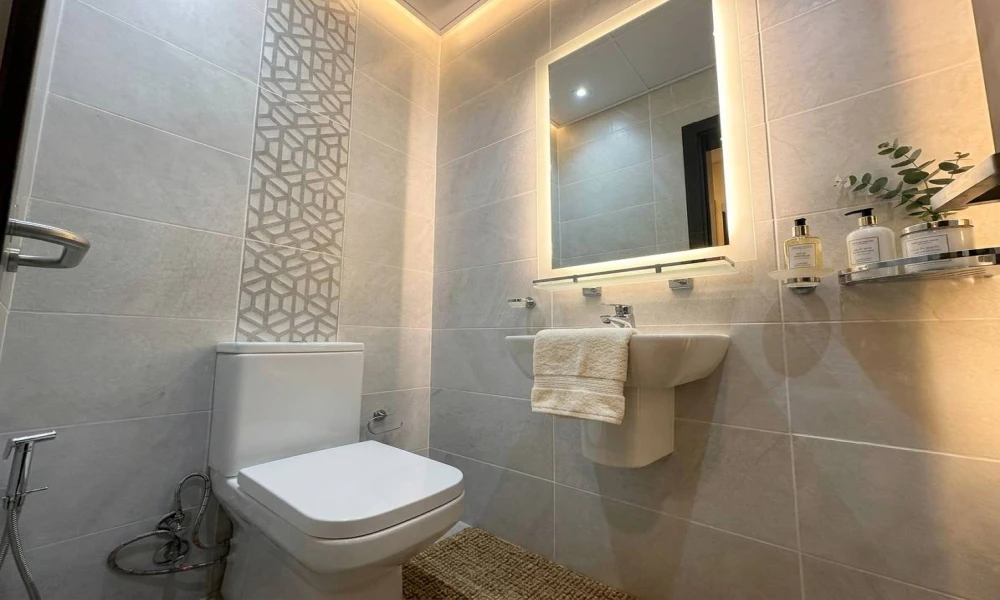 FULLY FITTED 1BHK APT | INCLUDES AMENITIES & BILLS - Image 4