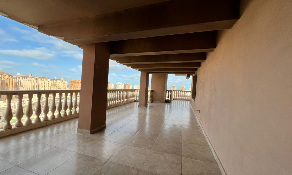 FURNISHED 3 BHK APARTMENT FOR RENT IN PORTO ARABIA small 2