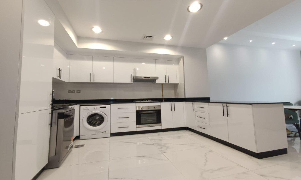 Investment-Ready 1 Bedroom FF Apartment Fox Hills - Image 7