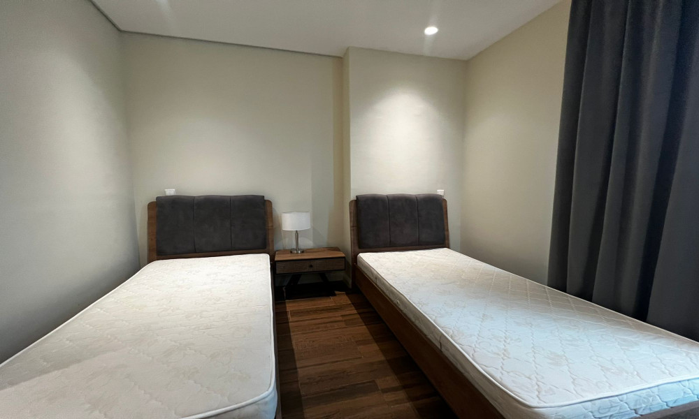 Large 3 Bedroom + Maid Penthouse FF Unit in Floresta Gardens small 2