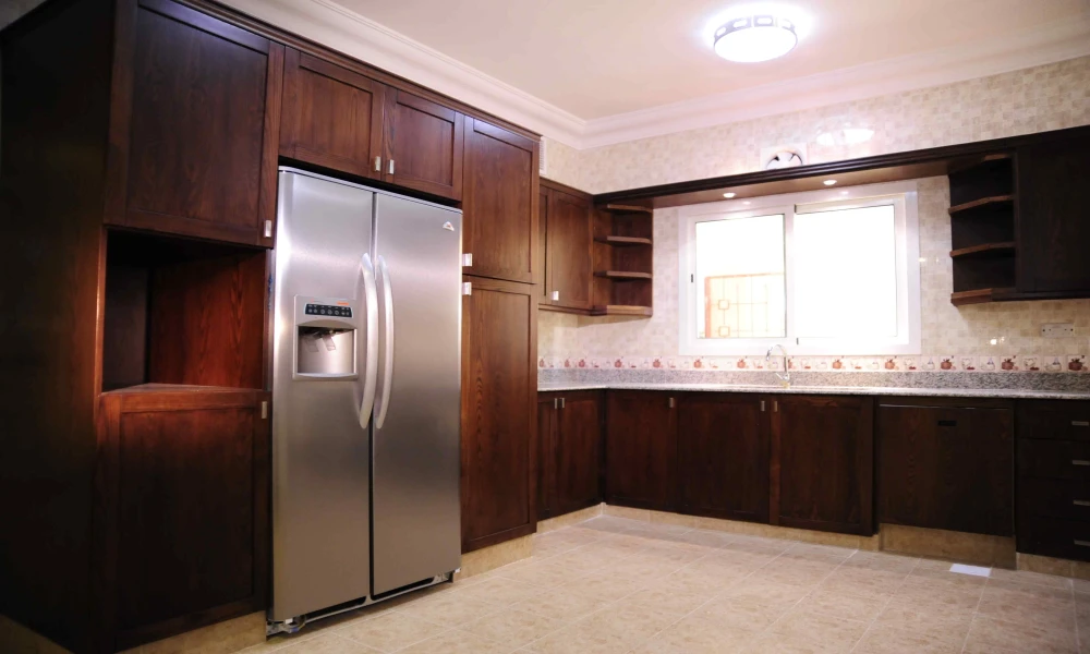 MUST SEE DEAL | HOT PROPERTY | COMPOUND VILLA - Image 10