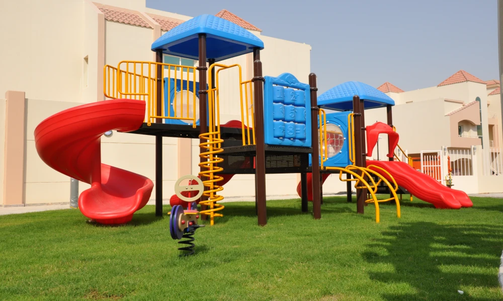 MUST SEE DEAL | HOT PROPERTY | COMPOUND VILLA small 3