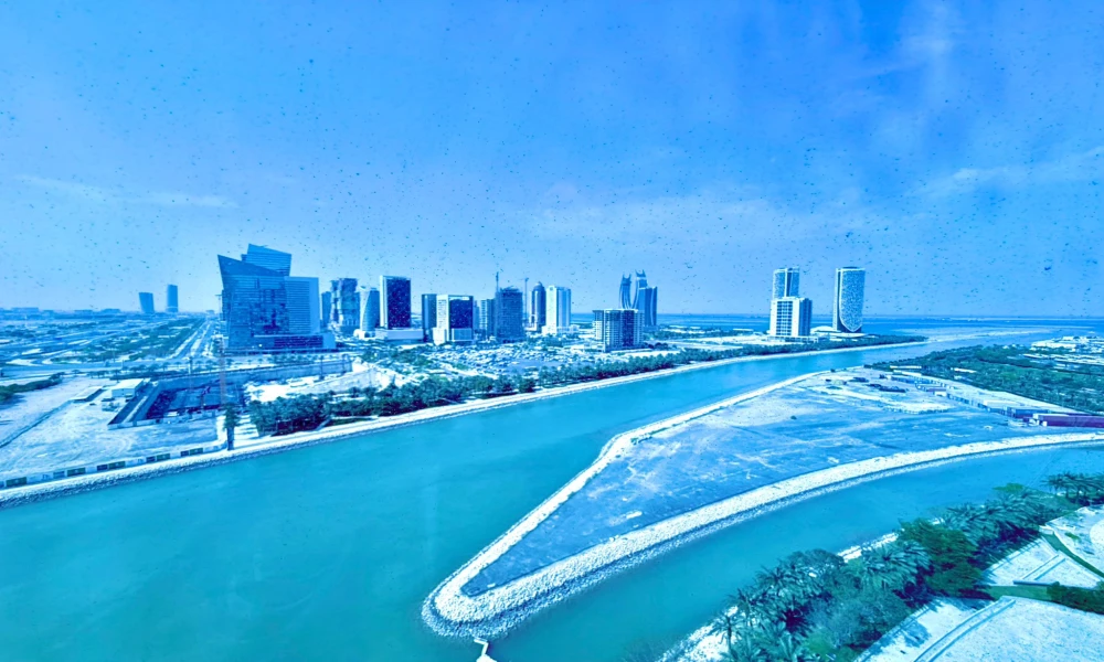 NEGOTIABLE 2BHK APT IN ZIG ZAG TOWER | HIGH FLOOR small 2