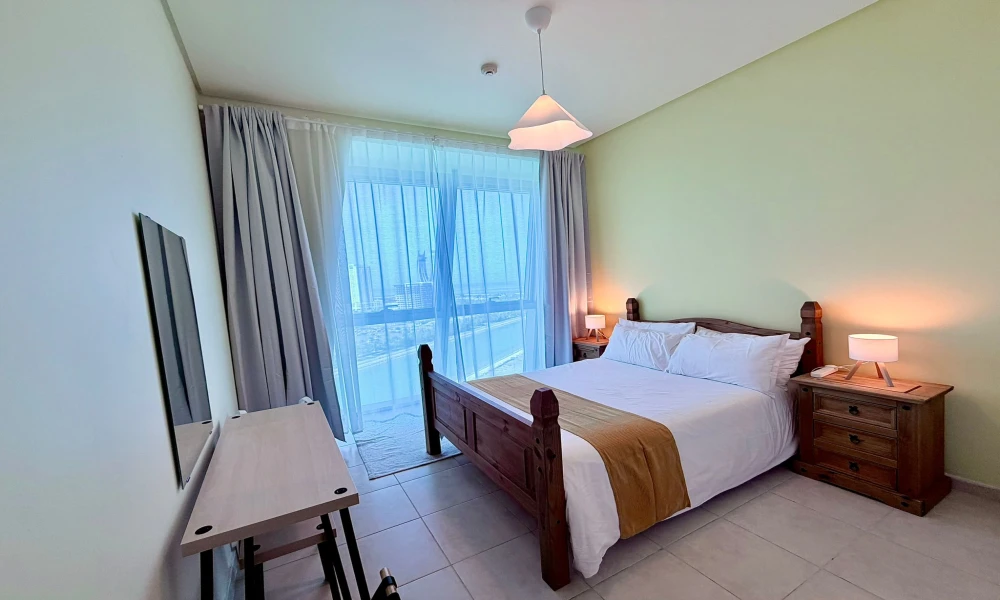 NEGOTIABLE 2BHK APT IN ZIG ZAG TOWER | HIGH FLOOR - Image 5