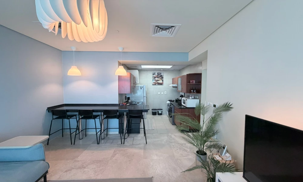 NEGOTIABLE 2BHK APT IN ZIG ZAG TOWER | HIGH FLOOR - Image 8