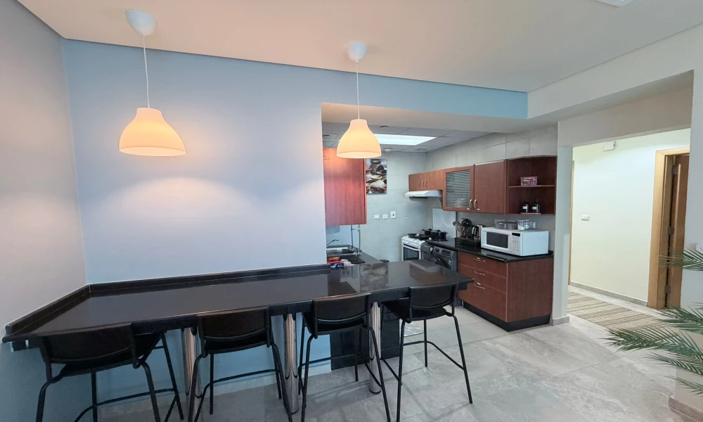 NEGOTIABLE 2BHK APT IN ZIG ZAG TOWER | HIGH FLOOR - Image 9
