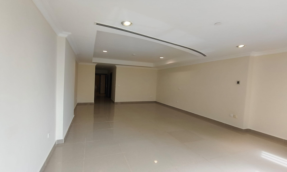 Perfect Cozy 1 BHK in The Pearl Semi Furnished - Image 6