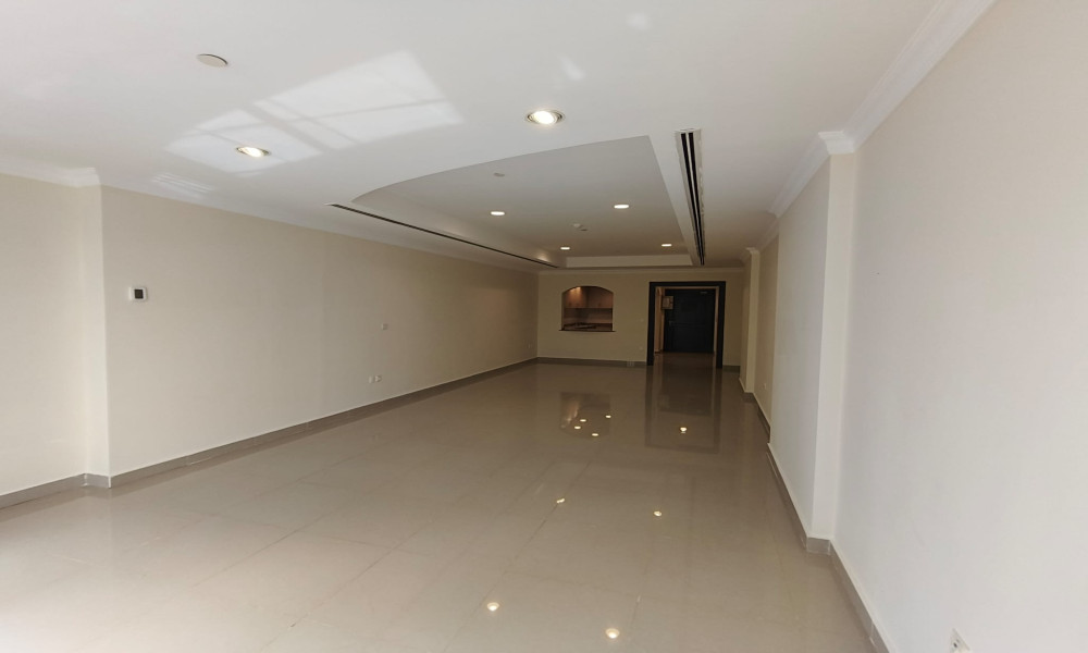Perfect Cozy 1 BHK in The Pearl Semi Furnished - Image 9