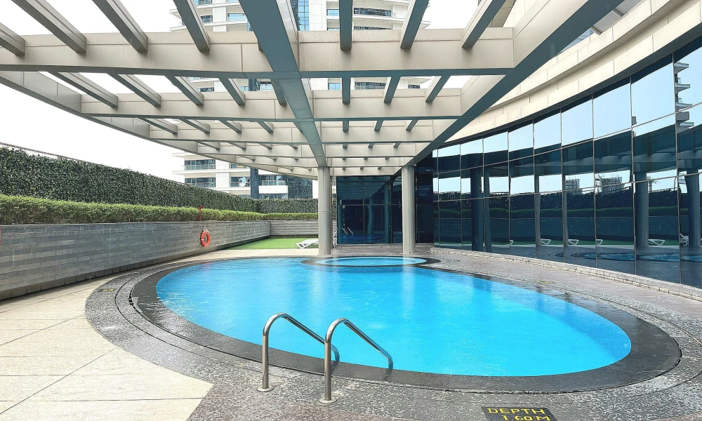 SEA VIEW APARTMENT IN WEST BAY | PLUS MAID'S ROOM small 1