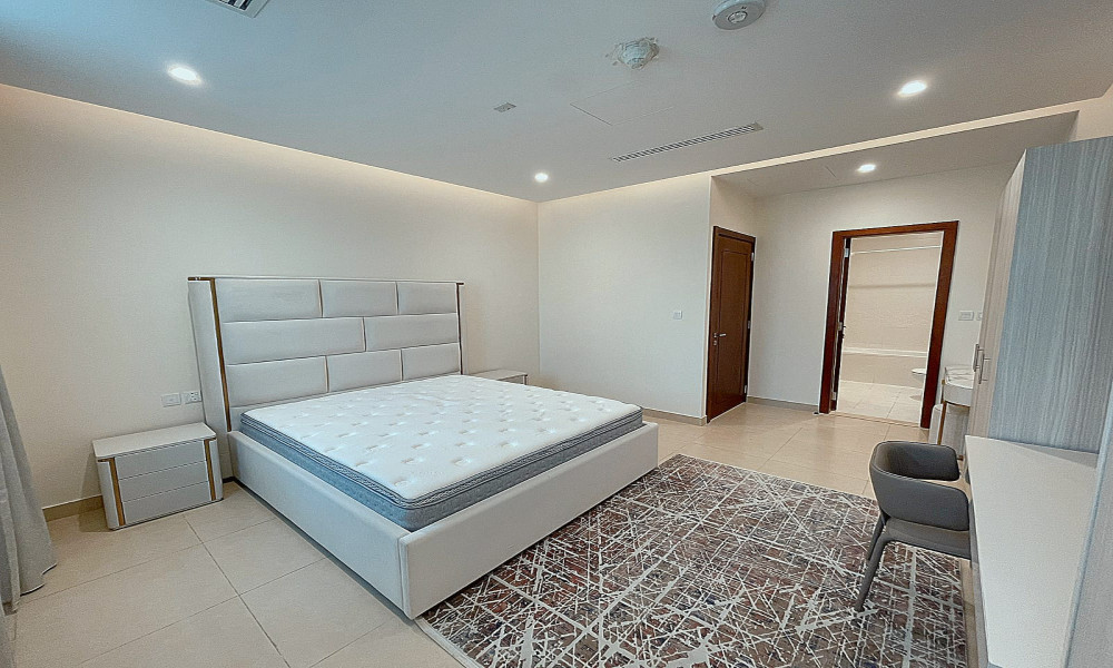 Stylish 1BHK w/ Balcony | Furnished | Pearl