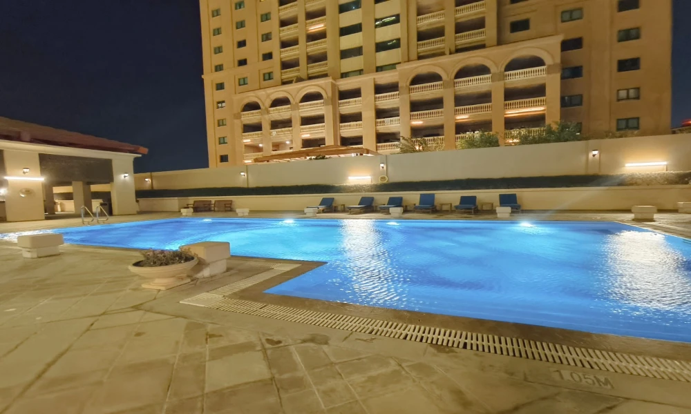 VALUE RENTAL | PRIME LIVING IN PEARL small 2