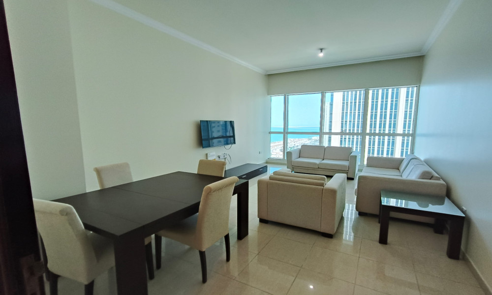 Warm and Cozy Apartment in West Bay Doha - Image 6