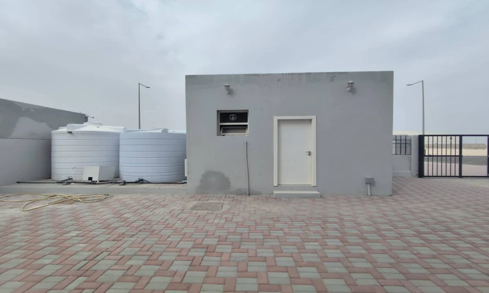WIDE SPACE PLASTIC FACTORY IN INDUSTRIAL | SALE small 1